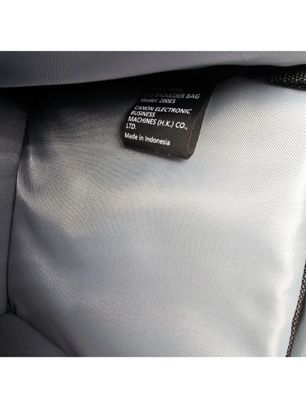 Canon eos padded